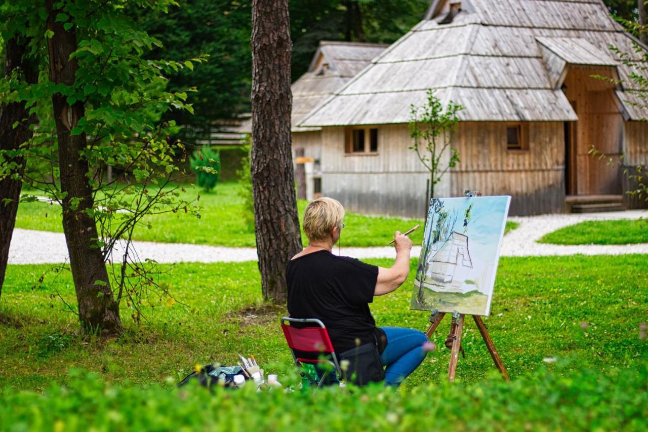 Slovenia Eco Resort Stahovica Exterior photo
